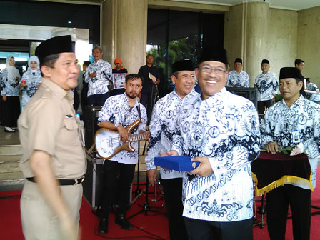 Pencarian PGRI Maybrat - Persatuan Guru Republik Indonesia Cabang Kabupaten Maybrat